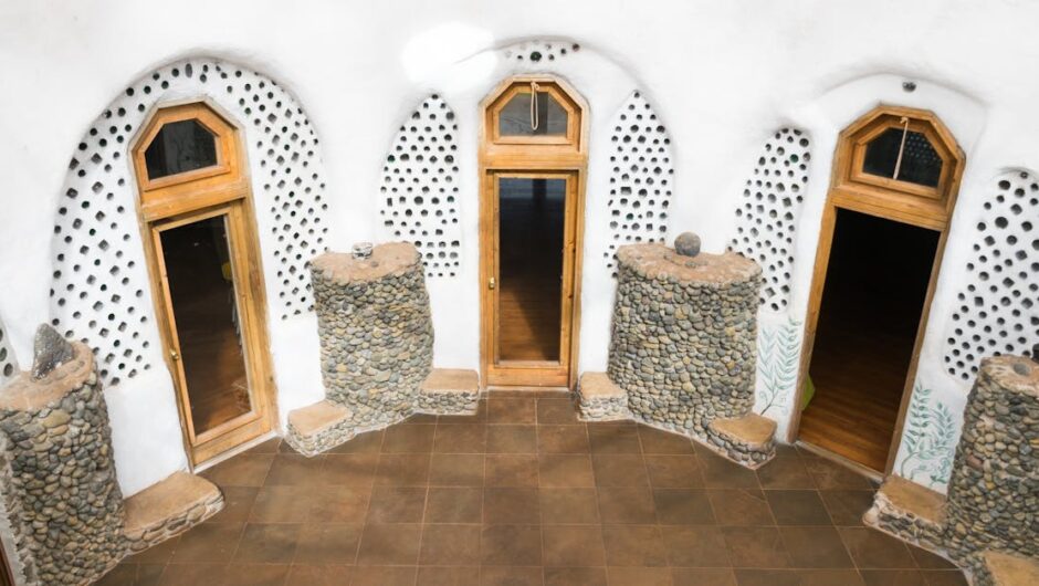 Chłodny dom bez klimatyzacji – jak użyć paneli PCM w meblach i ścianach, aby spłaszczyć upały