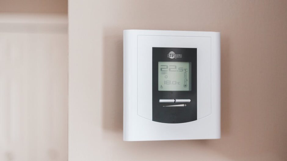 Płytki i fronty meblowe z magazynem ciepła PCM – cichszy klimat termiczny w domu bez klimatyzacji